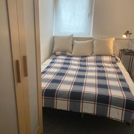 아파트 Ruhiges Ganzes Self Check-in 45 M Zwei Groses Bad Badewanne Kochnische *