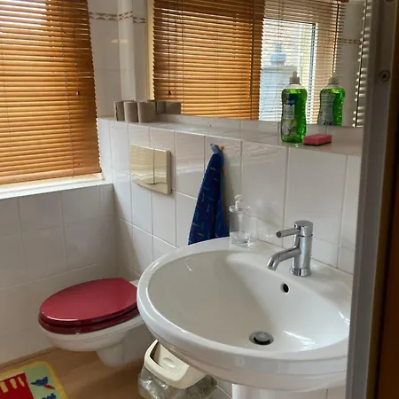 Apartmán Ruhiges Ganzes Self Check-in 45 M Zwei Groses Bad Badewanne Kochnische *