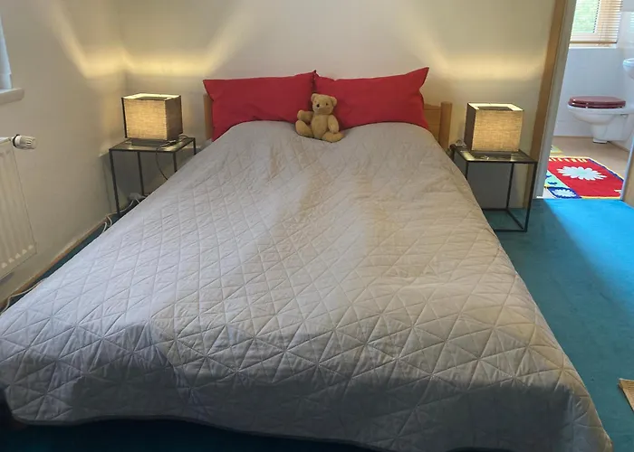 Ruhiges Ganzes Self Check-in 45 M Zwei Groses Bad Badewanne Kochnische Appartamento