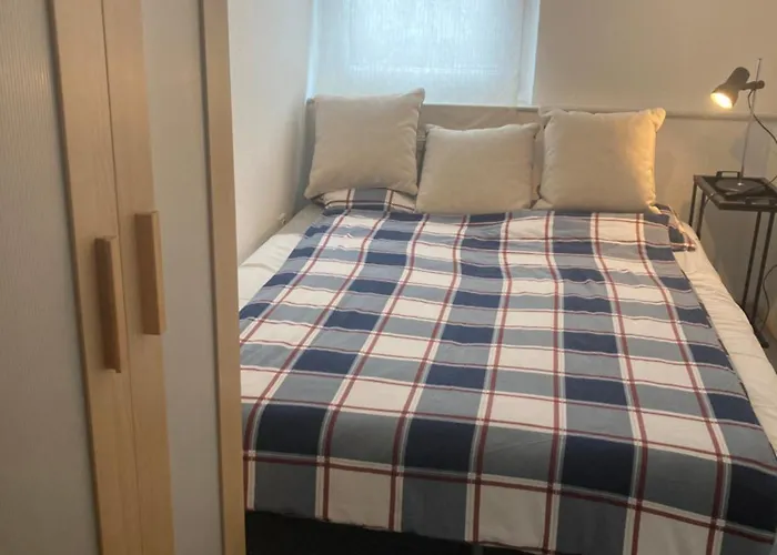 Appartamento Ruhiges Ganzes Self Check-in 45 M Zwei Groses Bad Badewanne Kochnische *