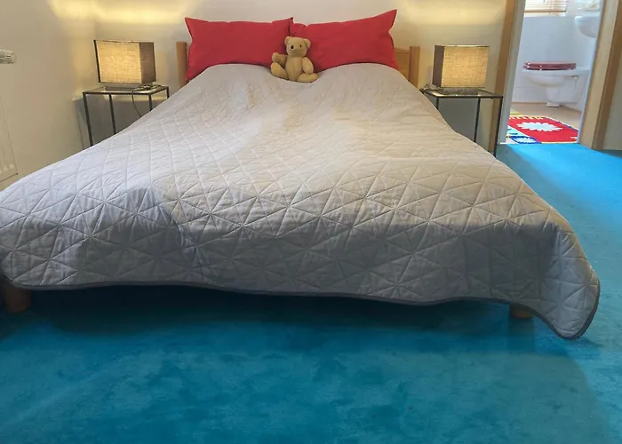 Ruhiges Ganzes Self Check-in 45 M Zwei Groses Bad Badewanne Kochnische Appartamento Duisburgo